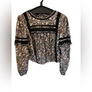 DONATED American Eagle Floral Black Lace Boho Bohemian Peasant Blouse